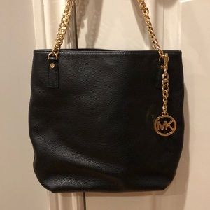 Black and Gold Michael Kors Shoulder Bag